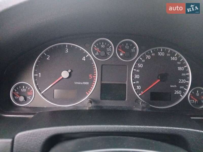 Универсал Audi A6 2002 в Бородянке