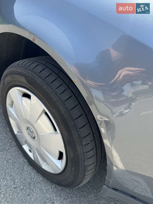 Універсал Audi A6 2003 в Вишневому фото 10 Універсал Audi A6 2003 в Вишневому