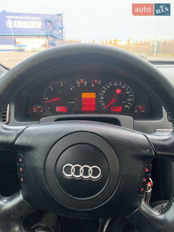 Седан Audi A6 2001 в Рівному