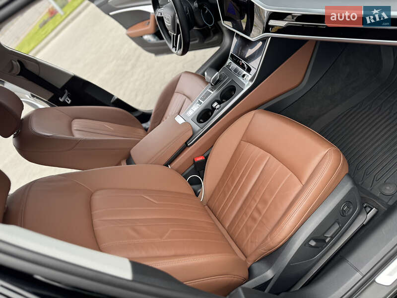 Седан Audi A6 2023 в Дніпрі