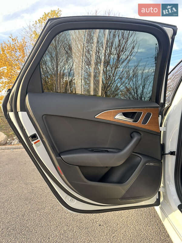 Седан Audi A6 2016 в Днепре