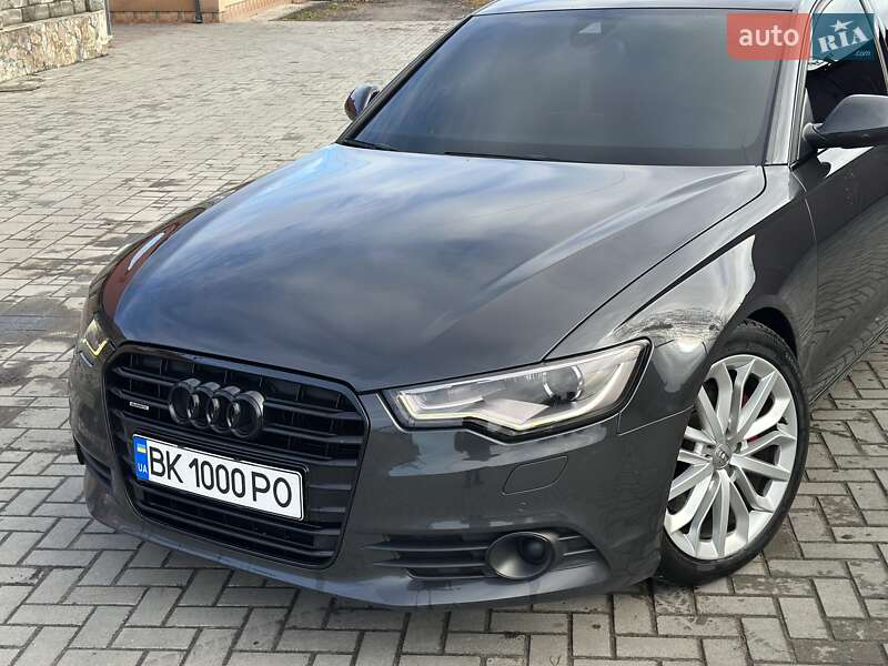 Седан Audi A6 2011 в Сарнах