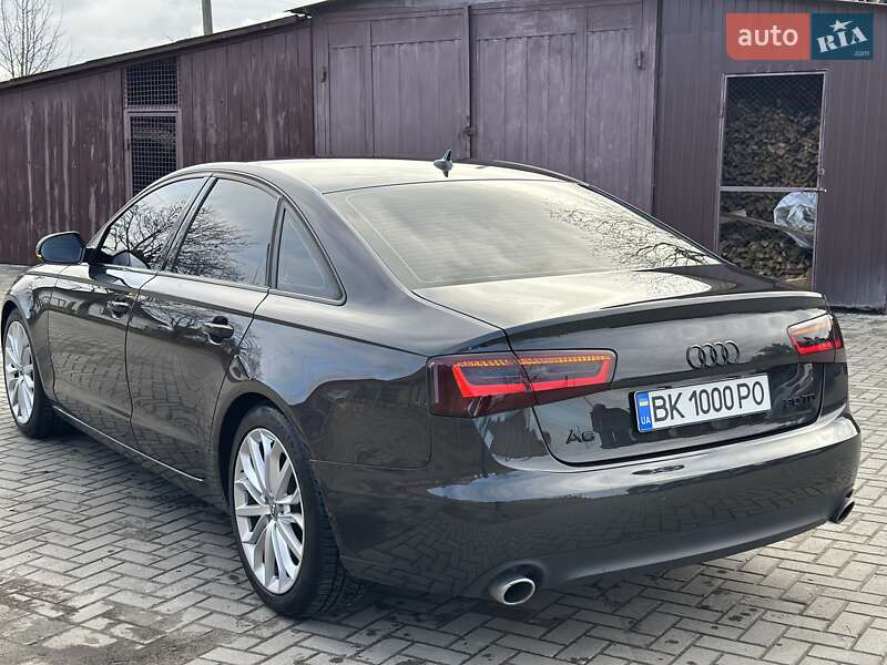Седан Audi A6 2011 в Сарнах