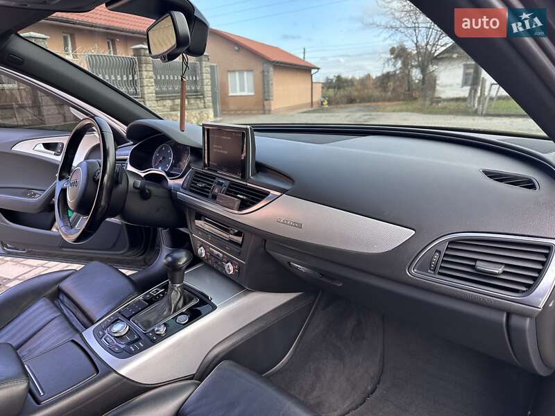 Седан Audi A6 2011 в Сарнах