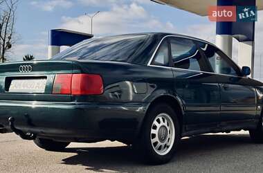 Седан Audi A6 1997 в Звягеле