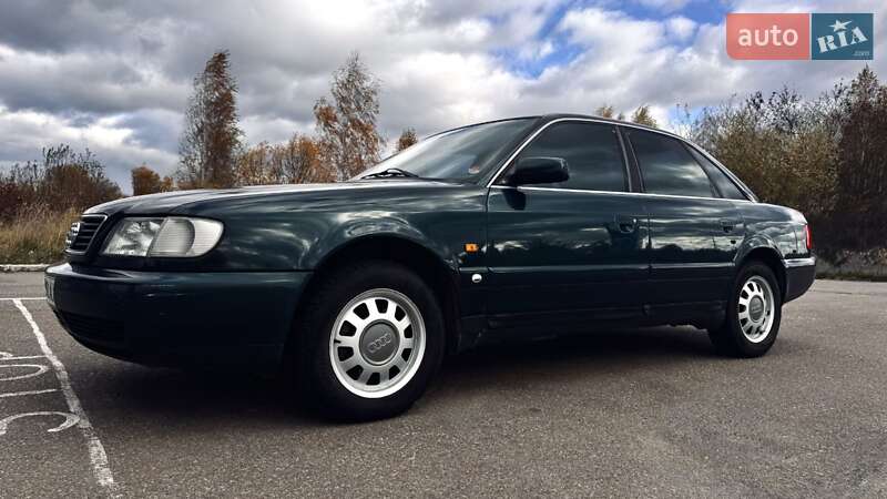 Седан Audi A6 1997 в Звягеле