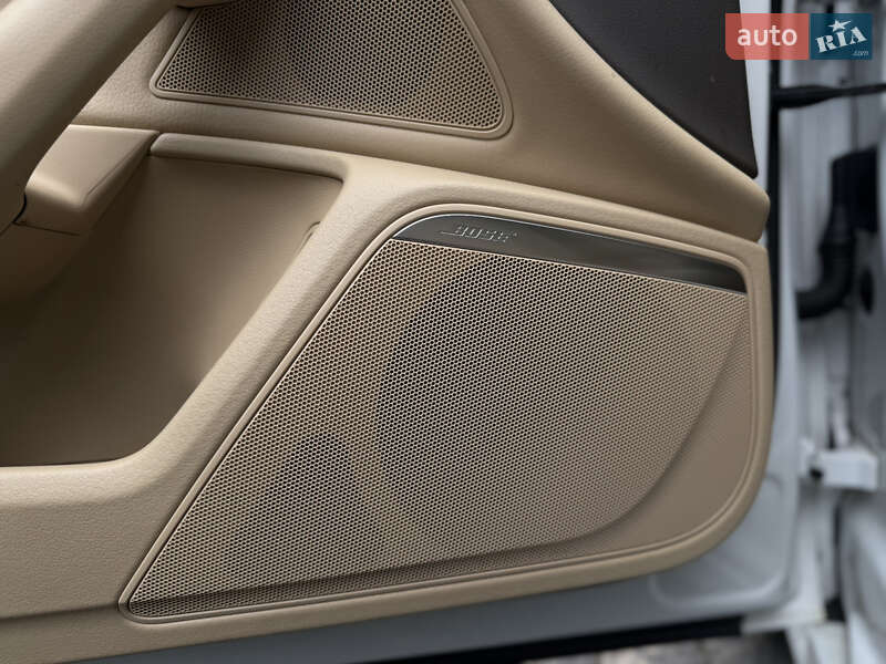 Седан Audi A6 2013 в Львове