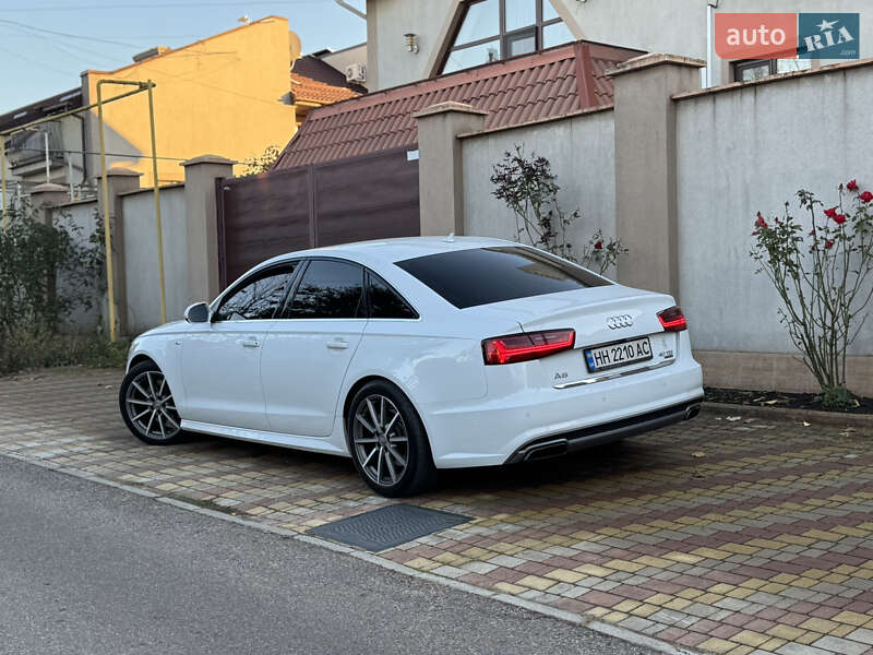Audi A6 2015