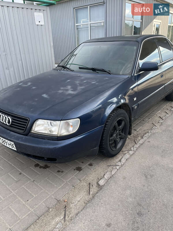 Седан Audi A6 1995 в Киеве