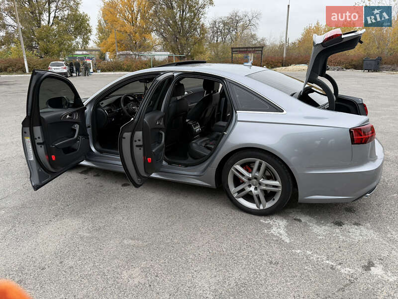 Седан Audi A6 2017 в Днепре