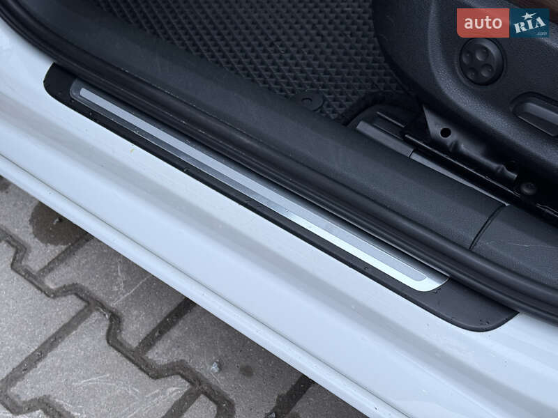 Седан Audi A6 2013 в Рівному