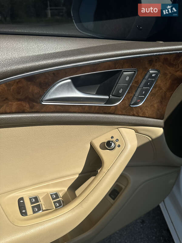 Седан Audi A6 2014 в Дубно