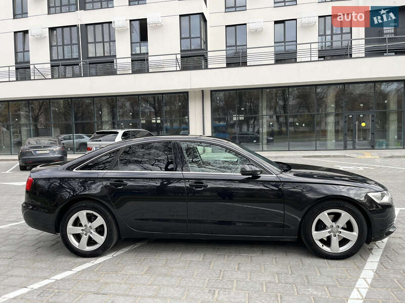 Седан Audi A6 2014 в Ровно