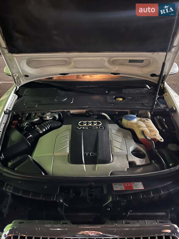 Універсал Audi A6 2011 в Івано-Франківську