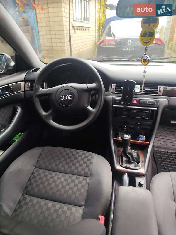 Универсал Audi A6 2000 в Запорожье