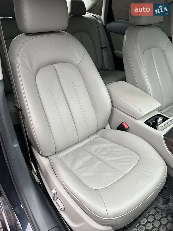 Седан Audi A6 2018 в Кам'янському