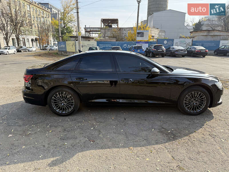 Седан Audi A6 2023 в Днепре