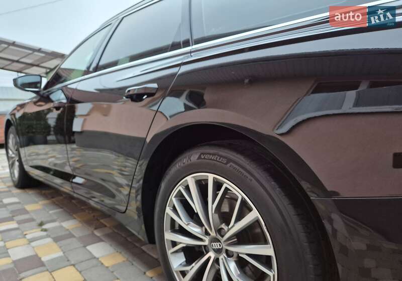 Универсал Audi A6 2019 в Киеве