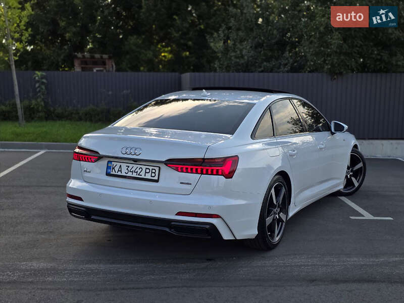 Седан Audi A6 2021 в Черновцах