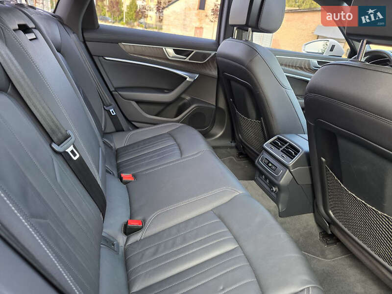 Седан Audi A6 2021 в Черновцах