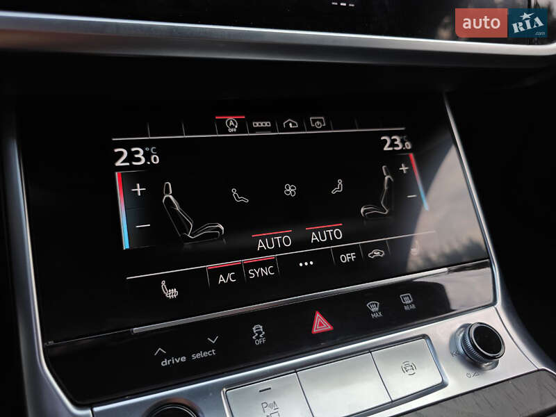 Седан Audi A6 2021 в Черновцах