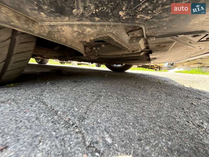 Седан Audi A6 2014 в Дніпрі