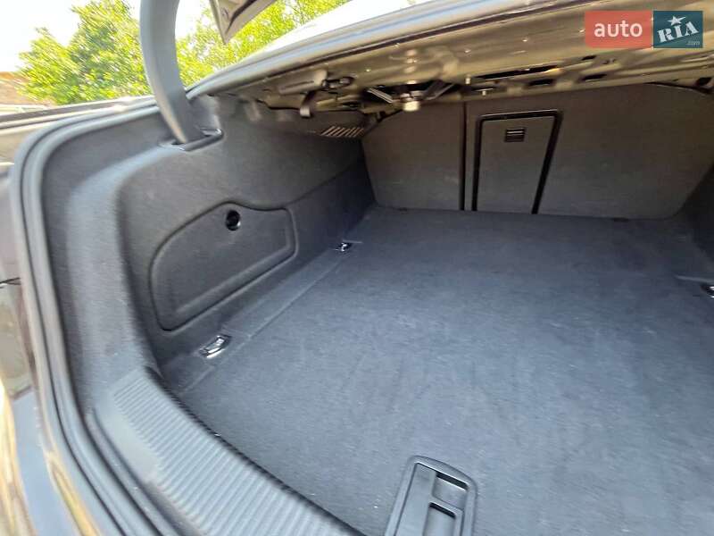 Седан Audi A6 2014 в Дніпрі