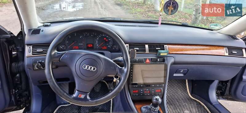 Универсал Audi A6 2000 в Жовкве