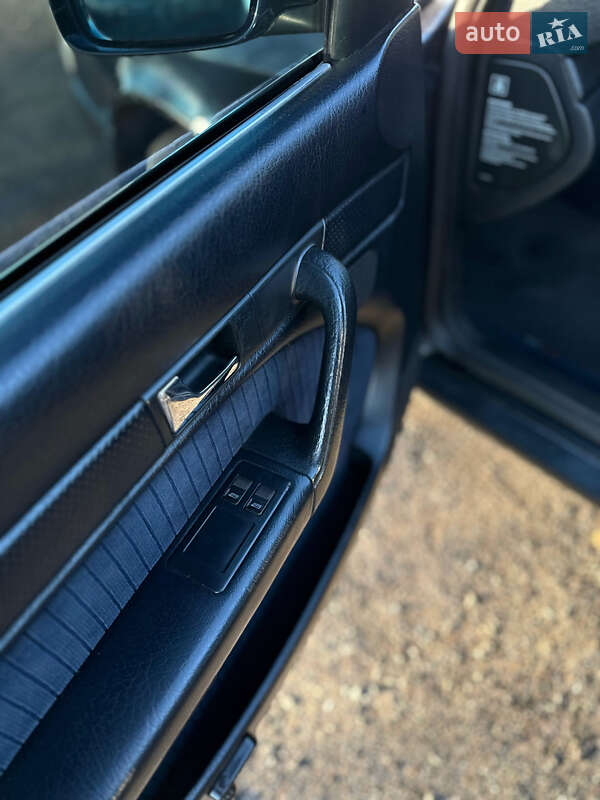 Седан Audi A6 1995 в Владимире