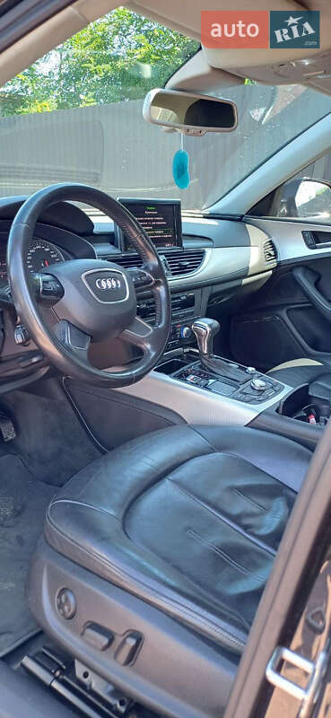 Седан Audi A6 2011 в Сарнах