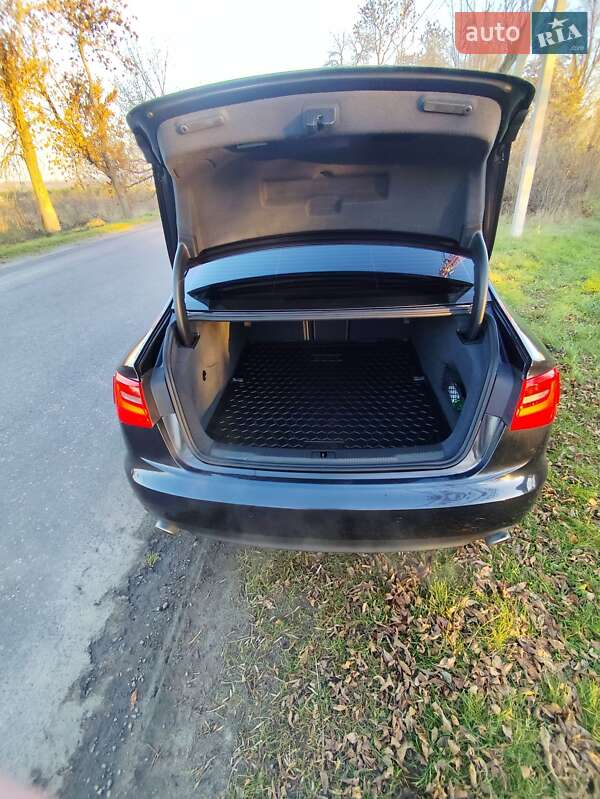 Седан Audi A6 2013 в Новояворівську