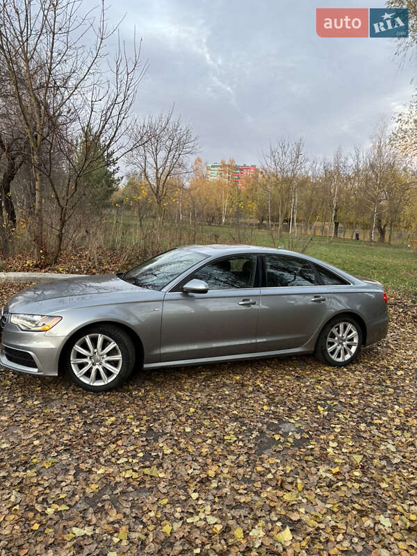Седан Audi A6 2014 в Ровно