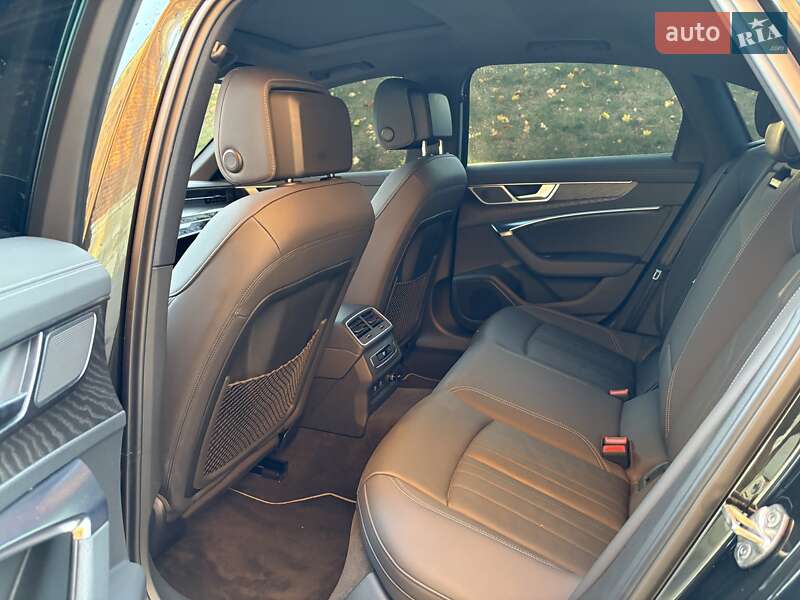 Седан Audi A6 2021 в Львове