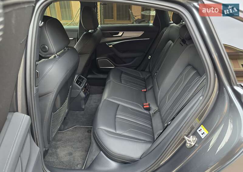 Седан Audi A6 2018 в Мукачевому