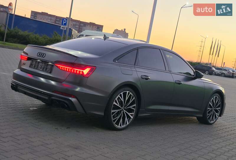 Седан Audi A6 2018 в Мукачевому