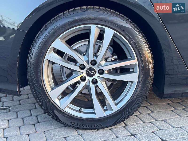 Седан Audi A6 2021 в Радивиліві