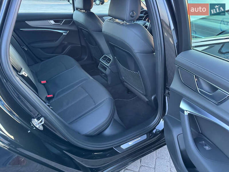 Седан Audi A6 2021 в Радивиліві