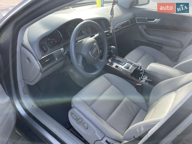 Седан Audi A6 2004 в Самборі