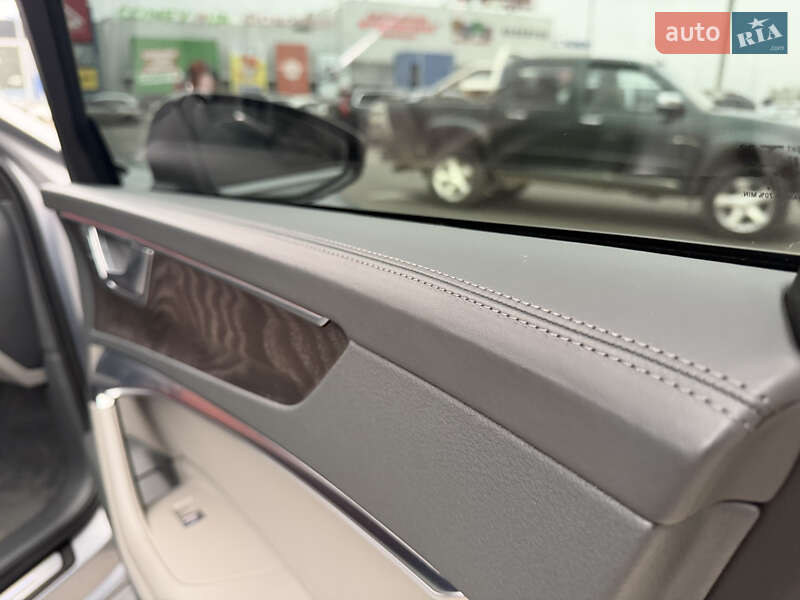 Седан Audi A6 2019 в Днепре