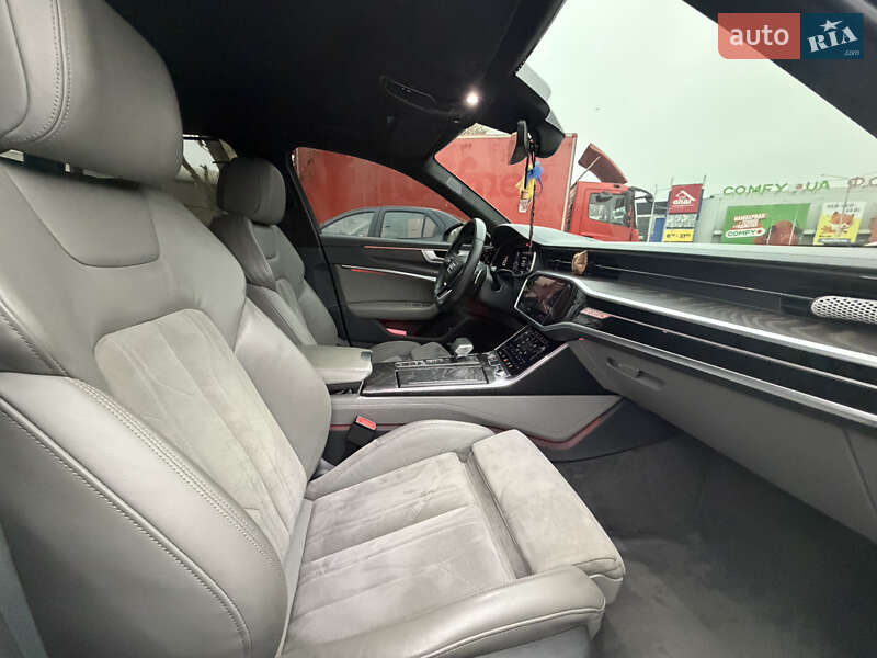 Седан Audi A6 2019 в Днепре