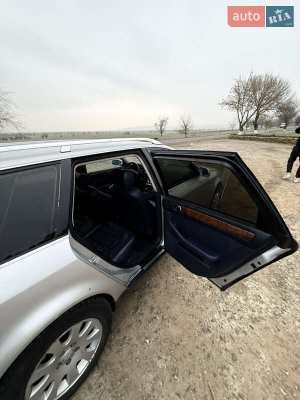 Универсал Audi A6 2001 в Арцизе