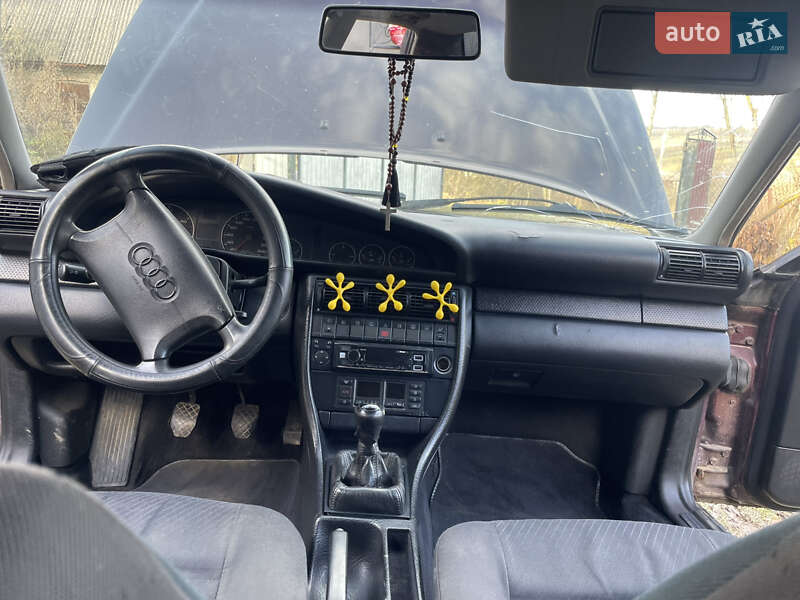 Седан Audi A6 1995 в Перемишлянах