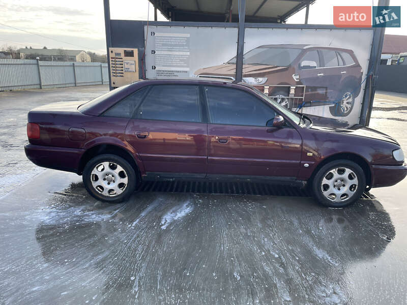 Седан Audi A6 1995 в Перемишлянах