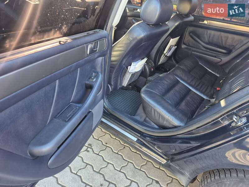 Универсал Audi A6 2003 в Луцке