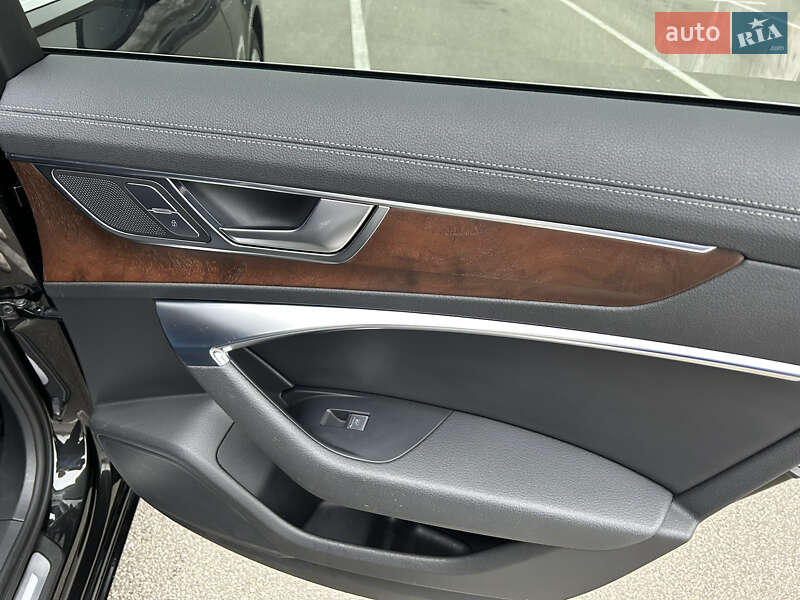 Седан Audi A6 2020 в Киеве