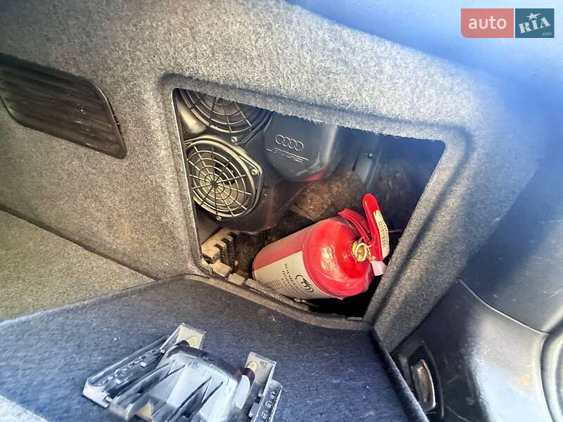 Седан Audi A6 2001 в Подільську