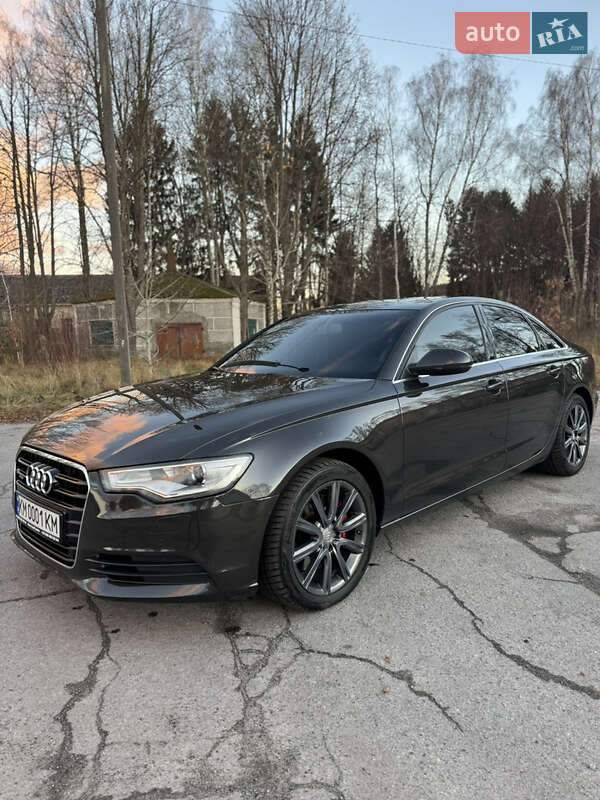 Седан Audi A6 2011 в Звягелі