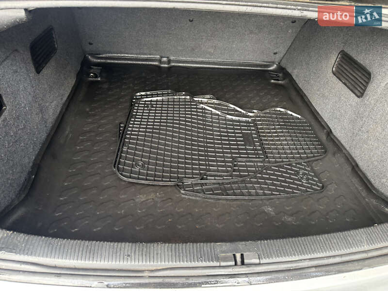 Седан Audi A6 1999 в Киеве