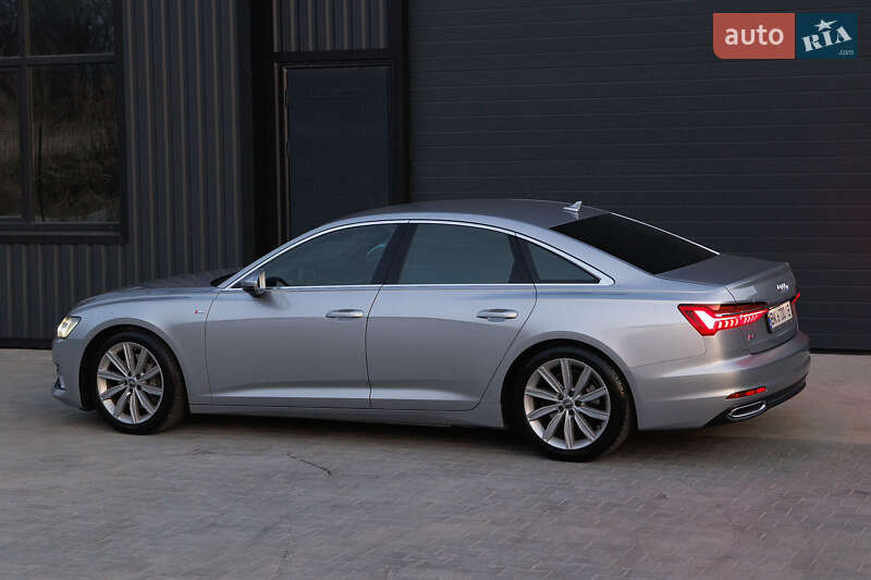Седан Audi A6 2019 в Дубно