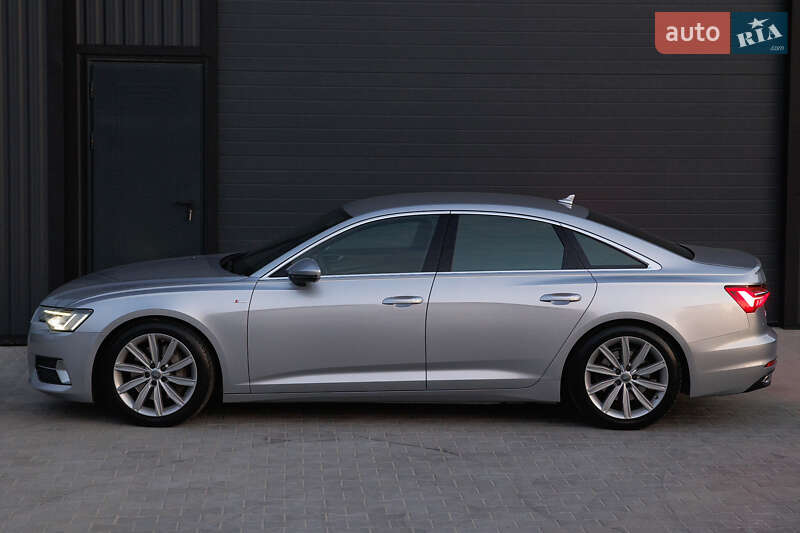 Седан Audi A6 2019 в Дубно